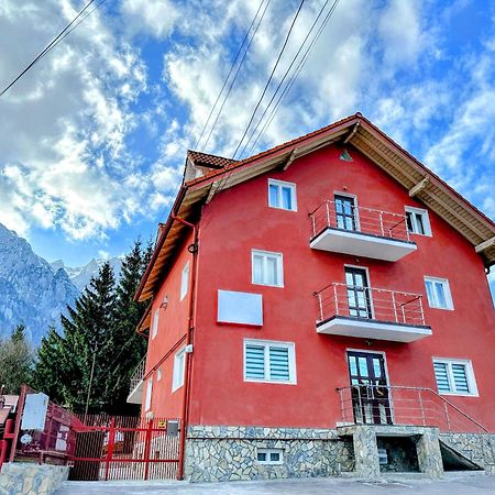 Hotel Valea Alba View - Self Check-In Buşteni Zewnętrze zdjęcie