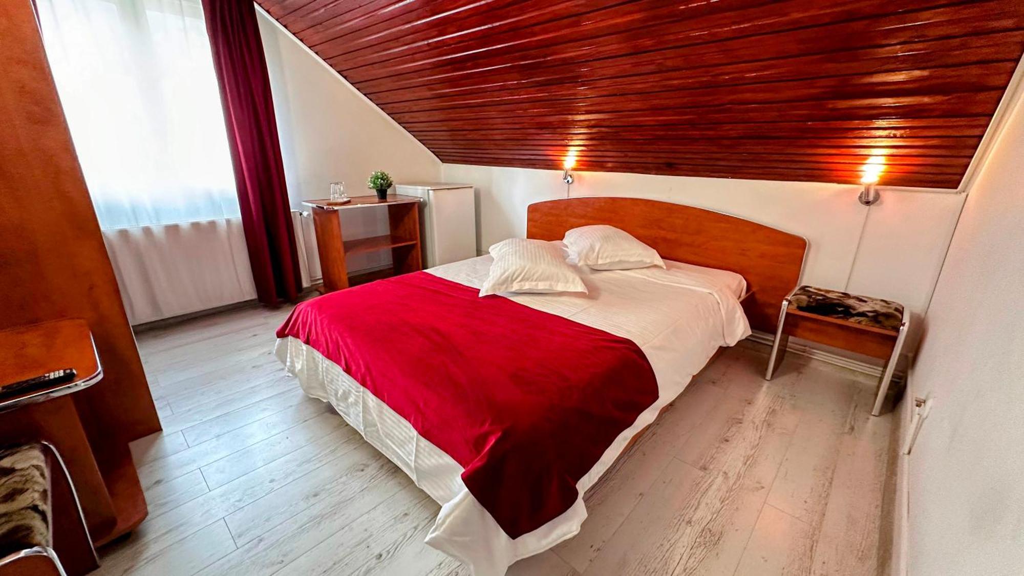 Hotel Valea Alba View - Self Check-In Buşteni Zewnętrze zdjęcie