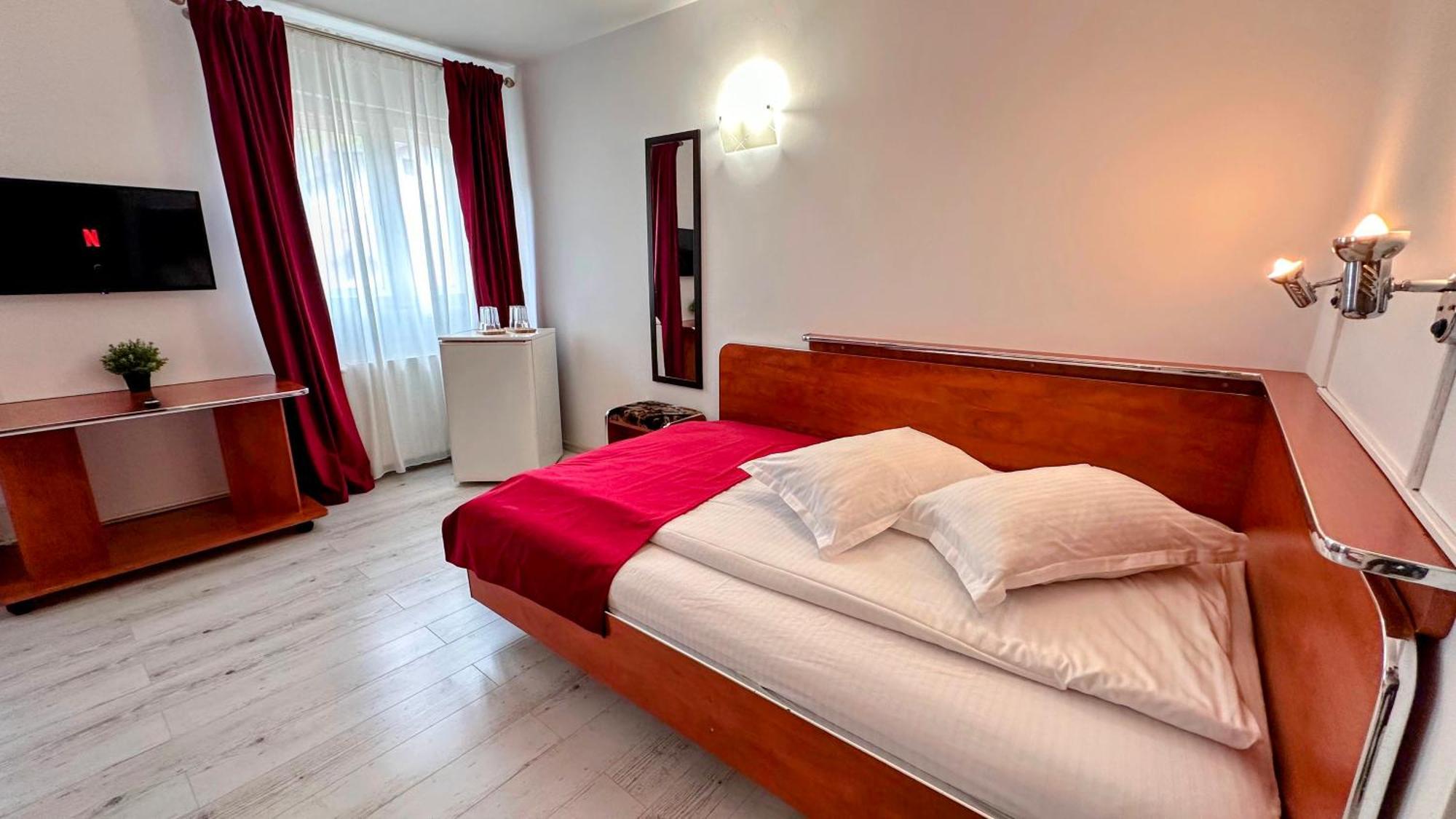 Hotel Valea Alba View - Self Check-In Buşteni Zewnętrze zdjęcie