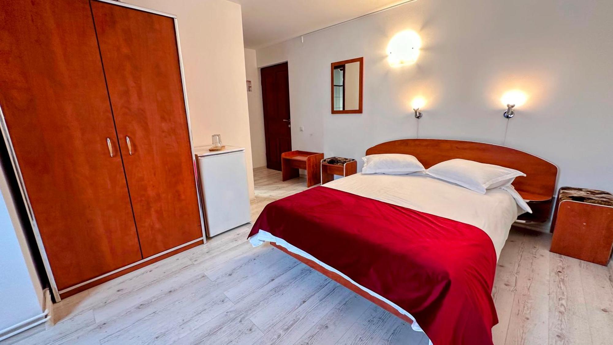 Hotel Valea Alba View - Self Check-In Buşteni Zewnętrze zdjęcie