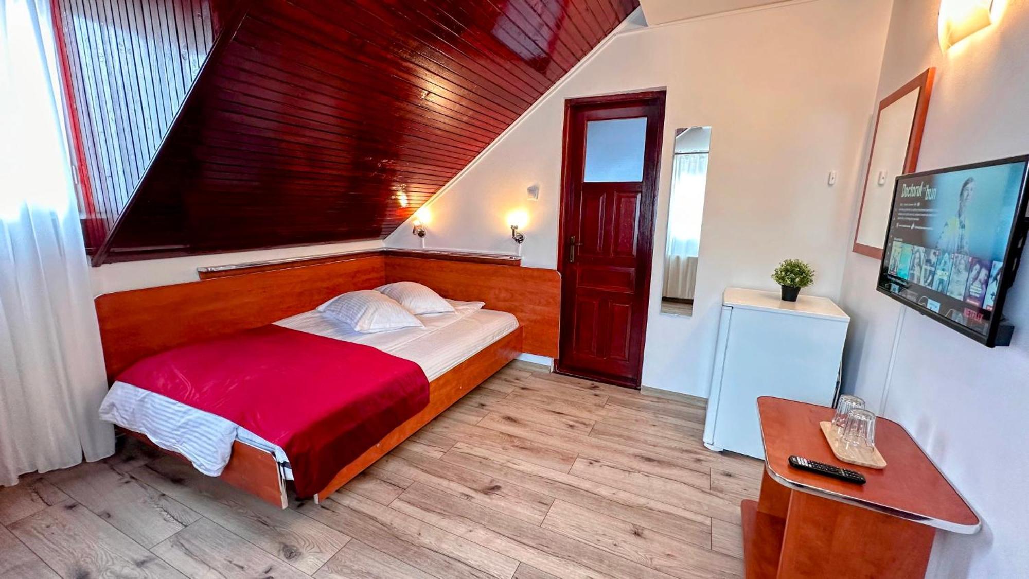 Hotel Valea Alba View - Self Check-In Buşteni Zewnętrze zdjęcie