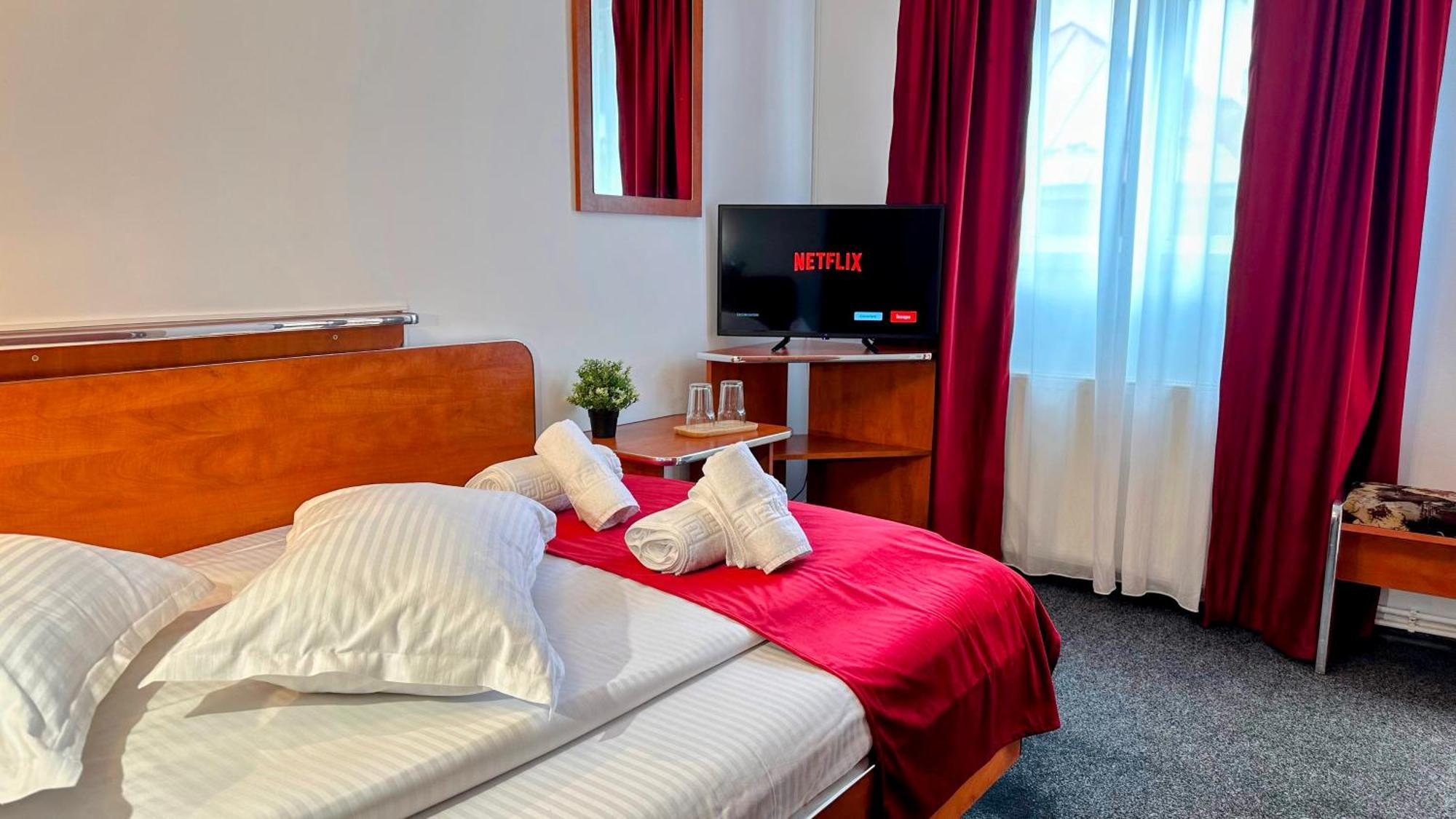 Hotel Valea Alba View - Self Check-In Buşteni Zewnętrze zdjęcie