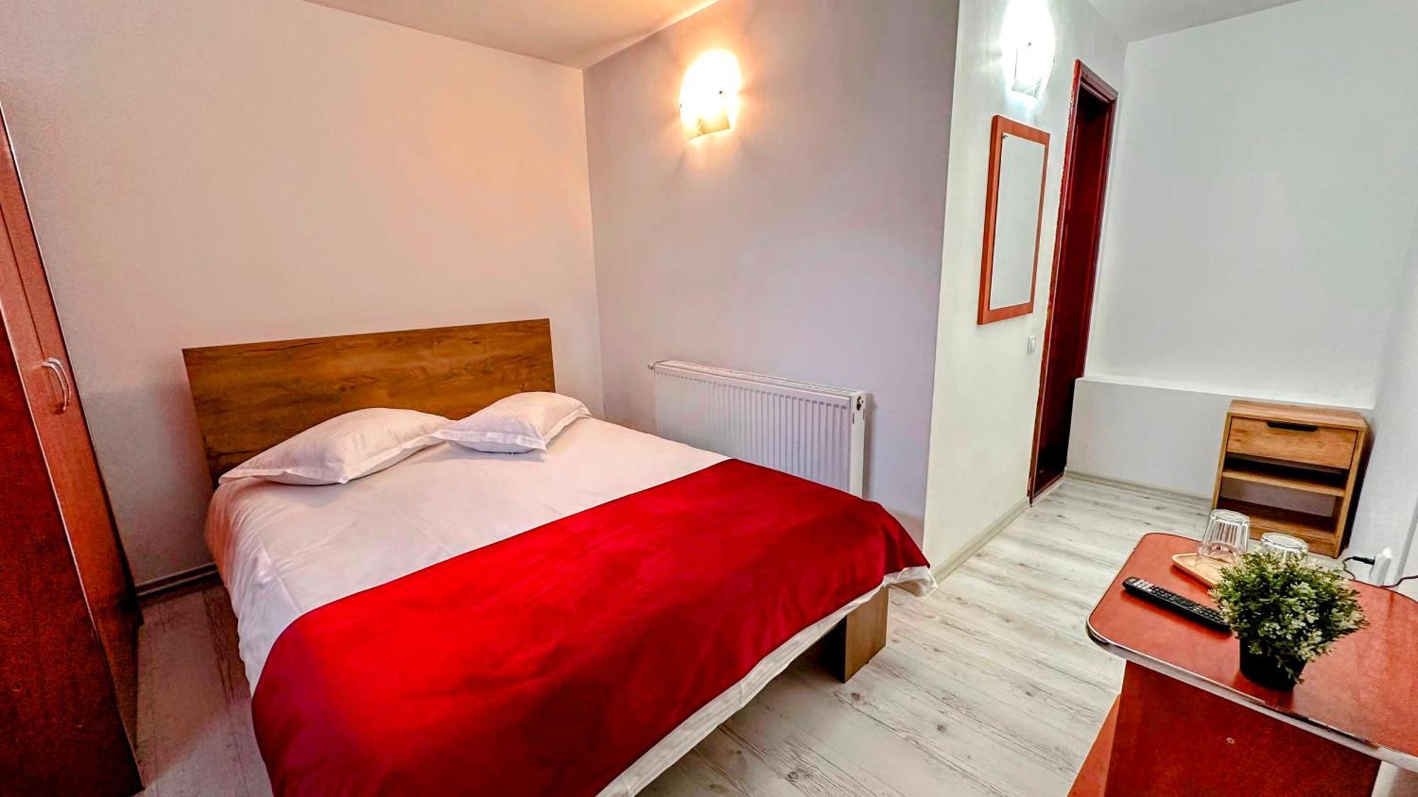 Hotel Valea Alba View - Self Check-In Buşteni Zewnętrze zdjęcie
