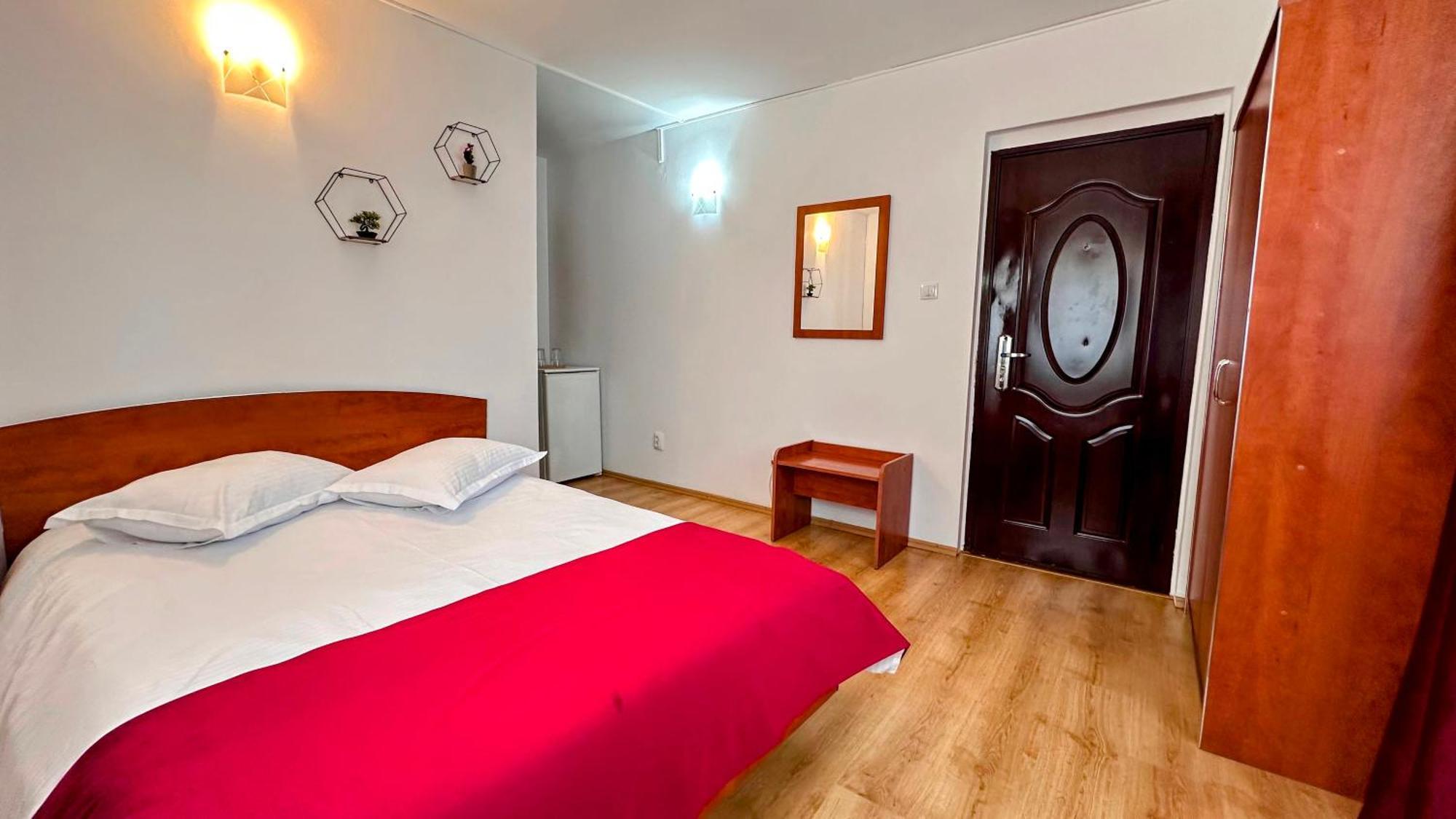 Hotel Valea Alba View - Self Check-In Buşteni Zewnętrze zdjęcie