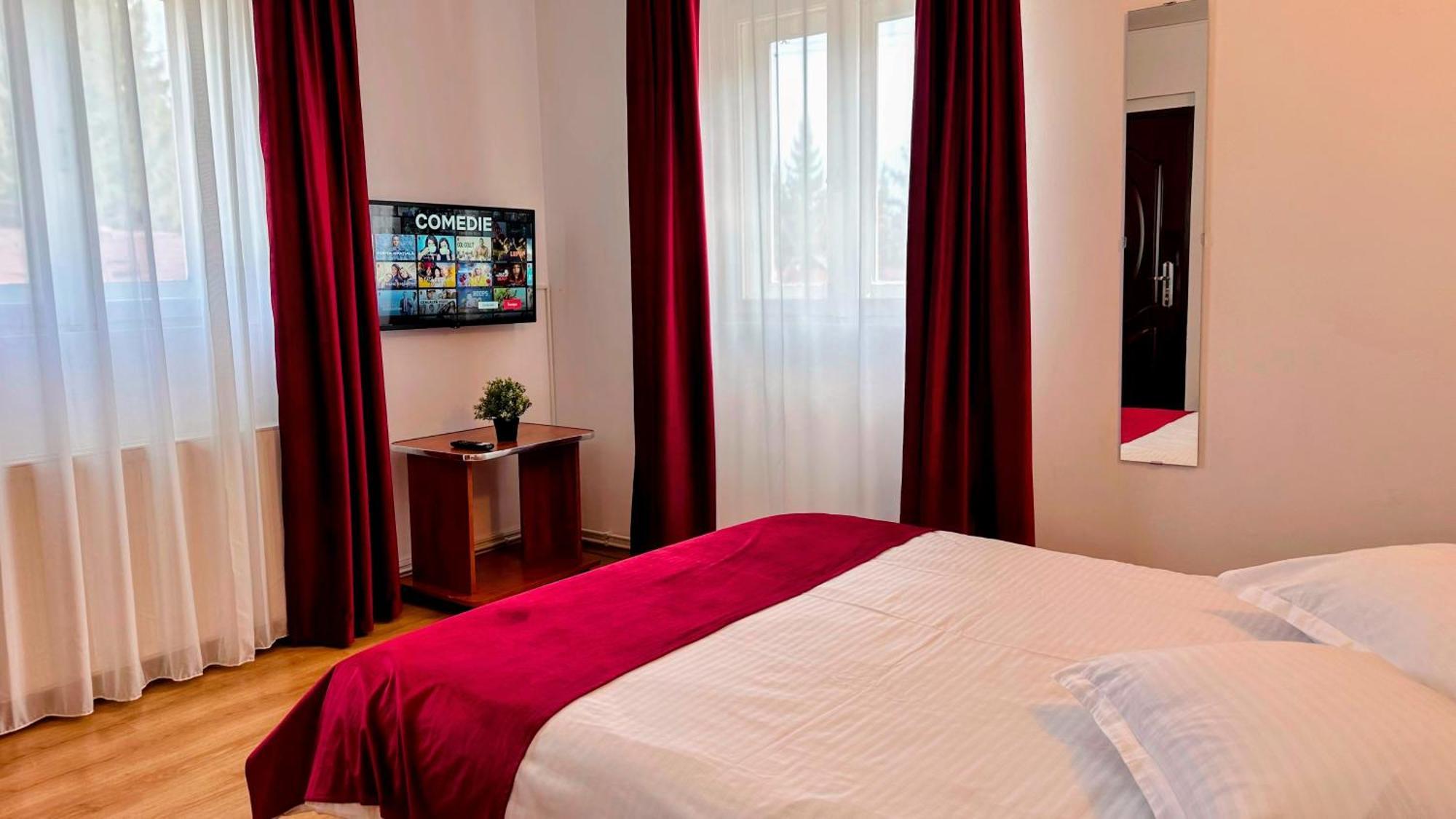 Hotel Valea Alba View - Self Check-In Buşteni Zewnętrze zdjęcie